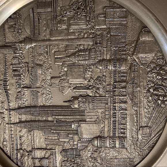 Decorative Malaysia pewter plate - Picture 3 of 5